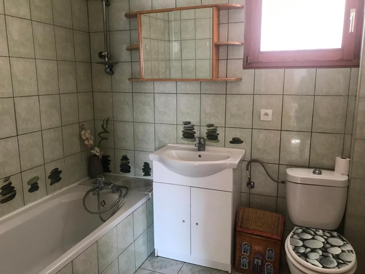 Appartement 2 Chambres Au Coeur Du Vignoble Avec Terrasse Riquewihr Luaran gambar