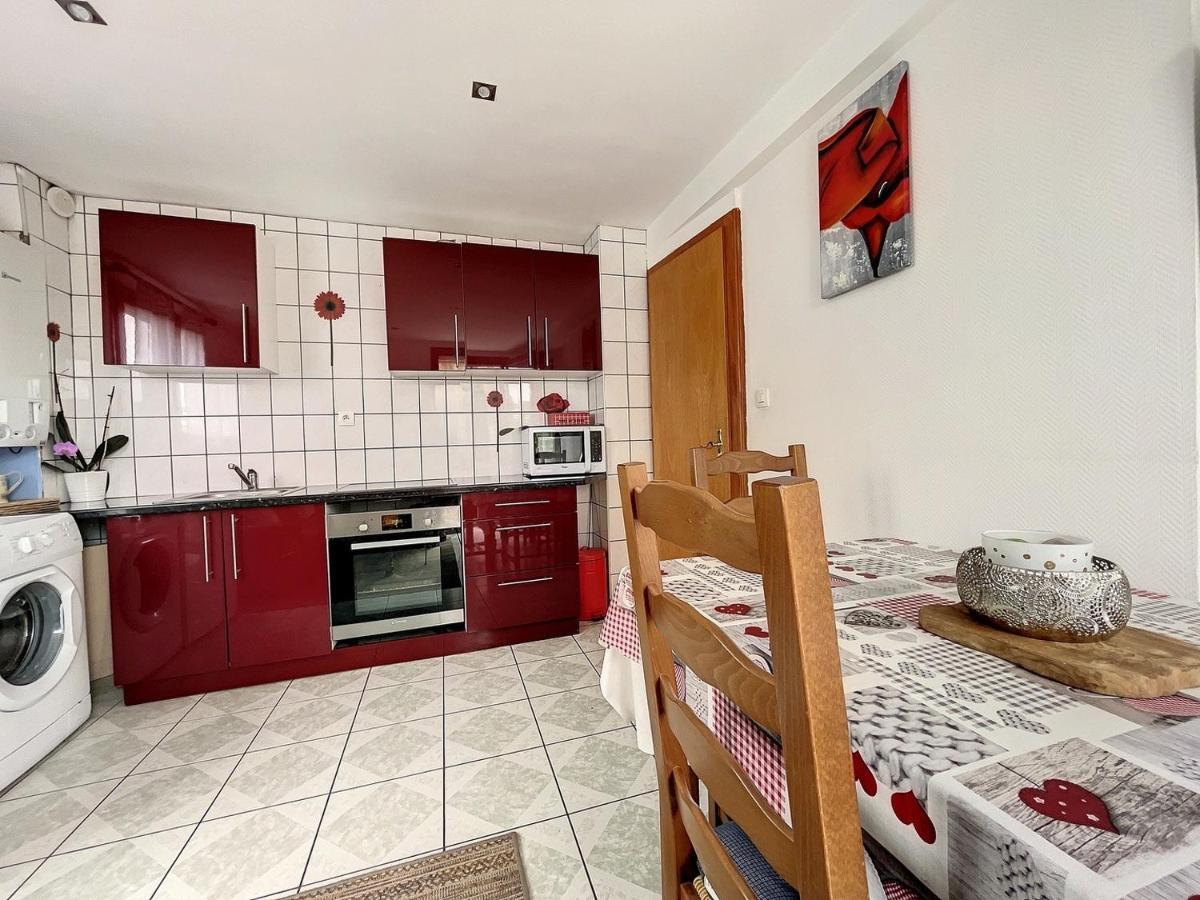 Appartement 2 Chambres Au Coeur Du Vignoble Avec Terrasse Riquewihr Luaran gambar